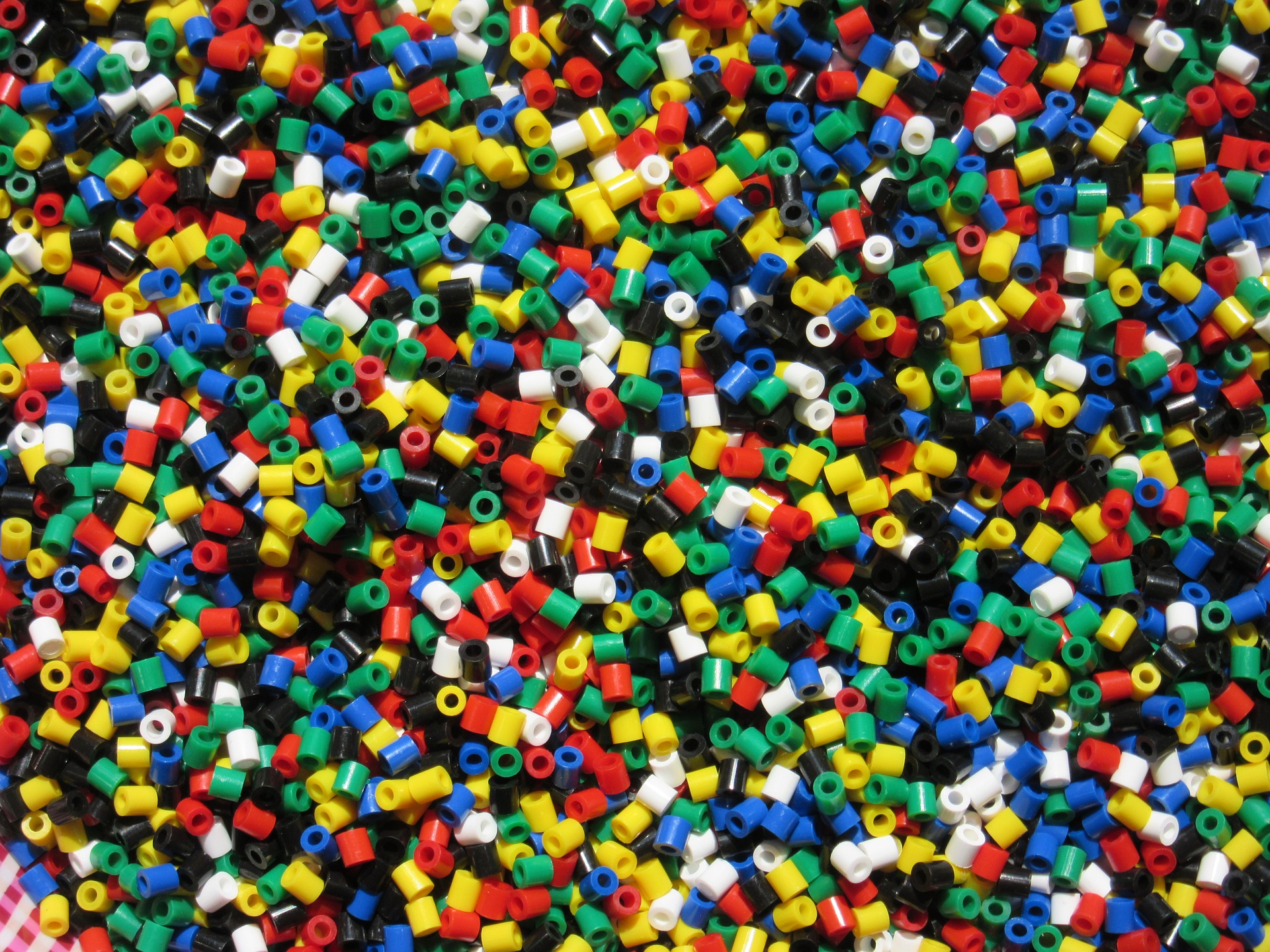 Chemicals in plastics; how dangerous are they?